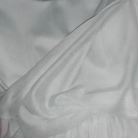 Pale green one shoulder dress - Picture 4 of 4